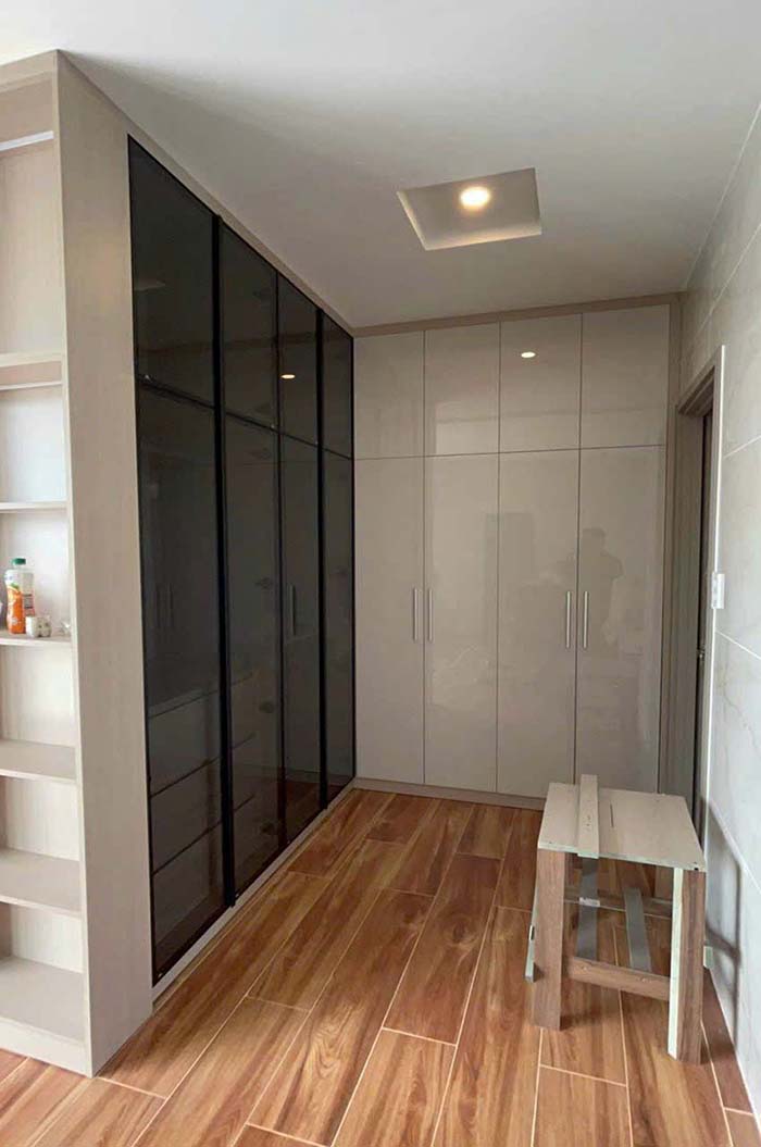 Làm tủ theo yêu cầu giá rẻ